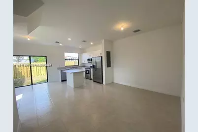 575 NE 208th Ter #575, Miami, FL 33179 - Photo 13