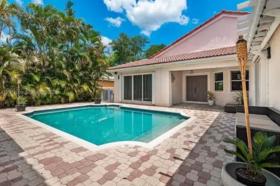 19871 SW 3rd Pl, Pembroke Pines, FL 33029 - Photo 3
