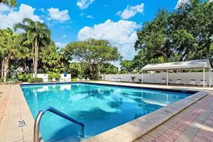 3051 S Palm Aire Dr, Pompano Beach, FL 33069 - Photo 19