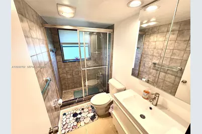 3051 S Palm Aire Dr #201, Pompano Beach, FL 33069 - Photo 15