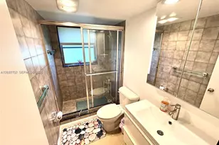 3051 S Palm Aire Dr, Pompano Beach, FL 33069 - Photo 15