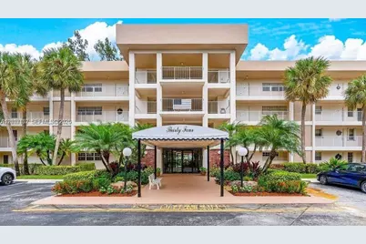 3051 S Palm Aire Dr #201, Pompano Beach, FL 33069 - Photo 15