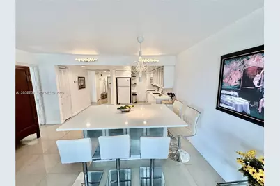 3051 S Palm Aire Dr #201, Pompano Beach, FL 33069 - Photo 1