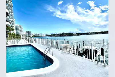 6820 Indian Creek Dr #9C, Miami Beach, FL 33141 - Photo 17