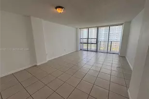 600 NE 36th St, Miami, FL 33137 - Photo 5