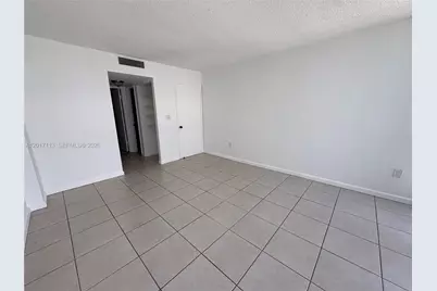 600 NE 36th St #1515, Miami, FL 33137 - Photo 9