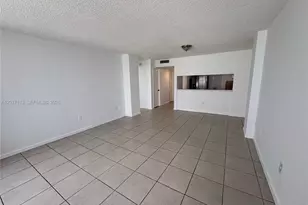 600 NE 36th St, Miami, FL 33137 - Photo 7