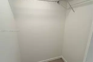 600 NE 36th St, Miami, FL 33137 - Photo 11