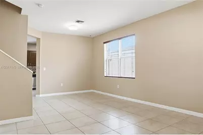 3072 SE 5th Dr, Homestead, FL 33033 - Photo 3