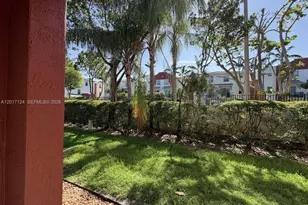 3335 Palomino Dr, Davie, FL 33024 - Photo 11