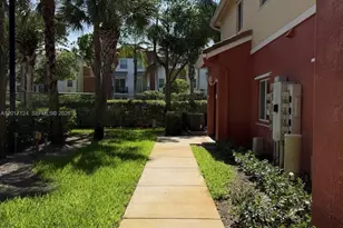 3335 Palomino Dr, Davie, FL 33024 - Photo 3