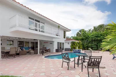 2908 Bayview Dr, Fort Lauderdale, FL 33306 - Photo 15