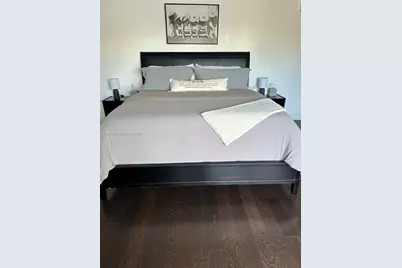 2908 Bayview Dr, Fort Lauderdale, FL 33306 - Photo 37