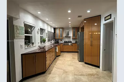 2908 Bayview Dr, Fort Lauderdale, FL 33306 - Photo 27