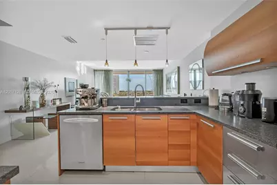 2950 NE 188th St #403, Aventura, FL 33180 - Photo 11