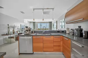 2950 NE 188th St, Aventura, FL 33180 - Photo 11