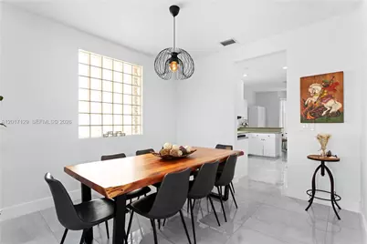 1240 Grant St, Hollywood, FL 33019 - Photo 9