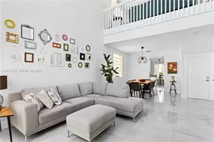 1240 Grant St, Hollywood, FL 33019 - Photo 5