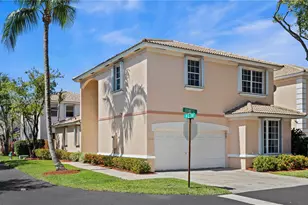 1240 Grant St, Hollywood, FL 33019 - Photo 1