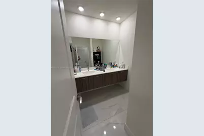 6453 NW 102nd Path #108, Doral, FL 33178 - Photo 11