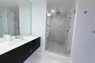 19390 Collins Ave, Sunny Isles Beach, FL 33160 - Photo 11
