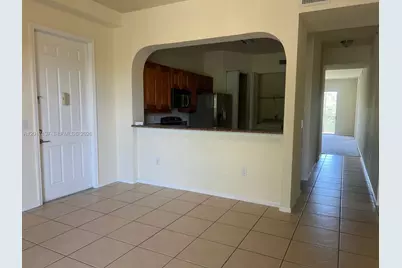 3500 Oaks Clubhouse Dr #211, Pompano Beach, FL 33069 - Photo 7