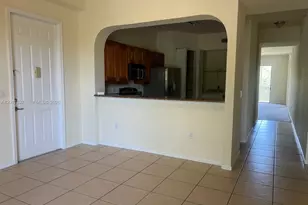 3500 Oaks Clubhouse Dr, Pompano Beach, FL 33069 - Photo 7