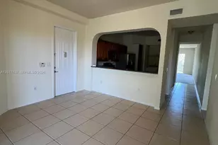 3500 Oaks Clubhouse Dr, Pompano Beach, FL 33069 - Photo 7