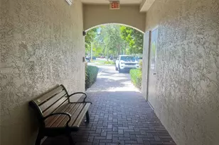 3500 Oaks Clubhouse Dr, Pompano Beach, FL 33069 - Photo 3