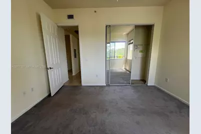3500 Oaks Clubhouse Dr #211, Pompano Beach, FL 33069 - Photo 23