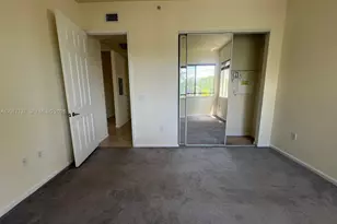 3500 Oaks Clubhouse Dr, Pompano Beach, FL 33069 - Photo 23
