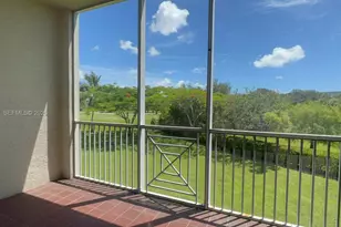 3500 Oaks Clubhouse Dr, Pompano Beach, FL 33069 - Photo 17
