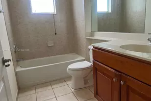 3500 Oaks Clubhouse Dr, Pompano Beach, FL 33069 - Photo 21