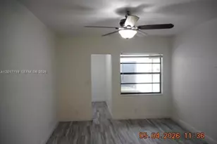 6388 E Pinehurst Cir E, Tamarac, FL 33321 - Photo 37