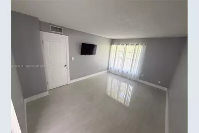 13850 SW 62nd St #303, Miami, FL 33183 - Photo 9