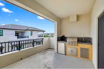 4426 83rd Pkwy, Doral, FL 33166 - Photo 5