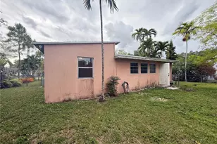 6511 SW 63rd Ct, South Miami, FL 33143 - Photo 13