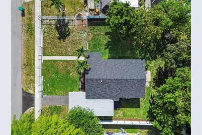580 NW 194th Ter, Miami Gardens, FL 33169 - Photo 3