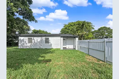 580 NW 194th Ter, Miami Gardens, FL 33169 - Photo 5