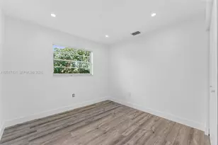 10210 SW 175th St, Miami, FL 33157 - Photo 17