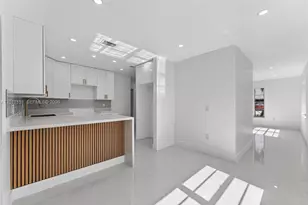 10210 SW 175th St, Miami, FL 33157 - Photo 5