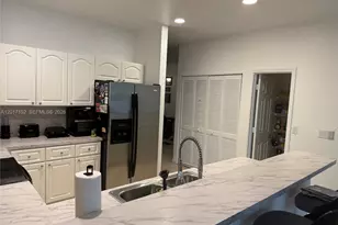10270 SW 59th St, Cooper City, FL 33328 - Photo 9