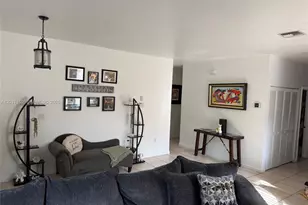 10270 SW 59th St, Cooper City, FL 33328 - Photo 7