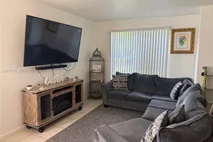 10270 SW 59th St, Cooper City, FL 33328 - Photo 3