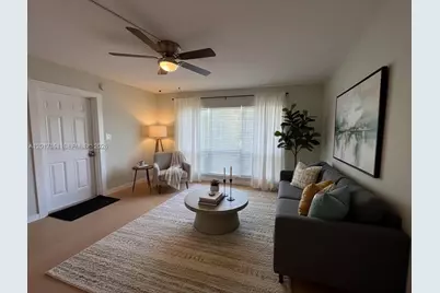 3212 NE 7th Pl #10, Pompano Beach, FL 33062 - Photo 3