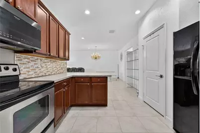 27902 SW 134th Ct, Homestead, FL 33032 - Photo 9
