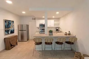 926 Michigan Ave, Miami Beach, FL 33139 - Photo 3