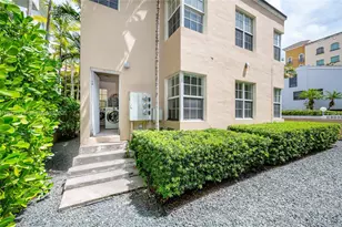 32 Calabria Ave, Coral Gables, FL 33134 - Photo 23