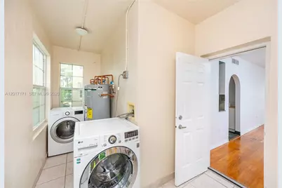 32 Calabria Ave #1, Coral Gables, FL 33134 - Photo 15