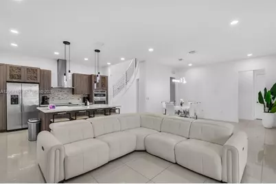 15540 NW 88th Ave, Miami Lakes, FL 33018 - Photo 5